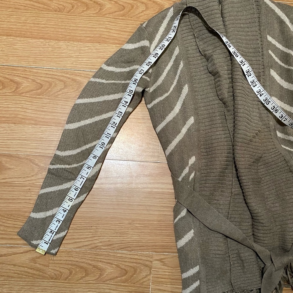 Billabong Women's Cardigan Sweater Size S - Picture 14 of 14